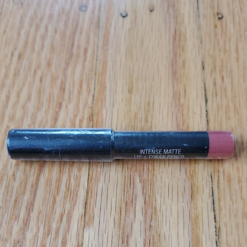 Nude Stix Intense Matte Lip & Cheek Pencil - Pink